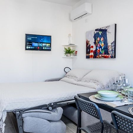 Enjoy And Fly Apartment Fiumicino Ngoại thất bức ảnh